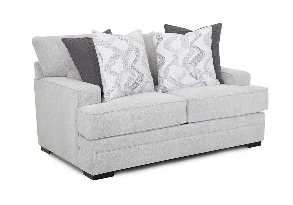 Stella Loveseat