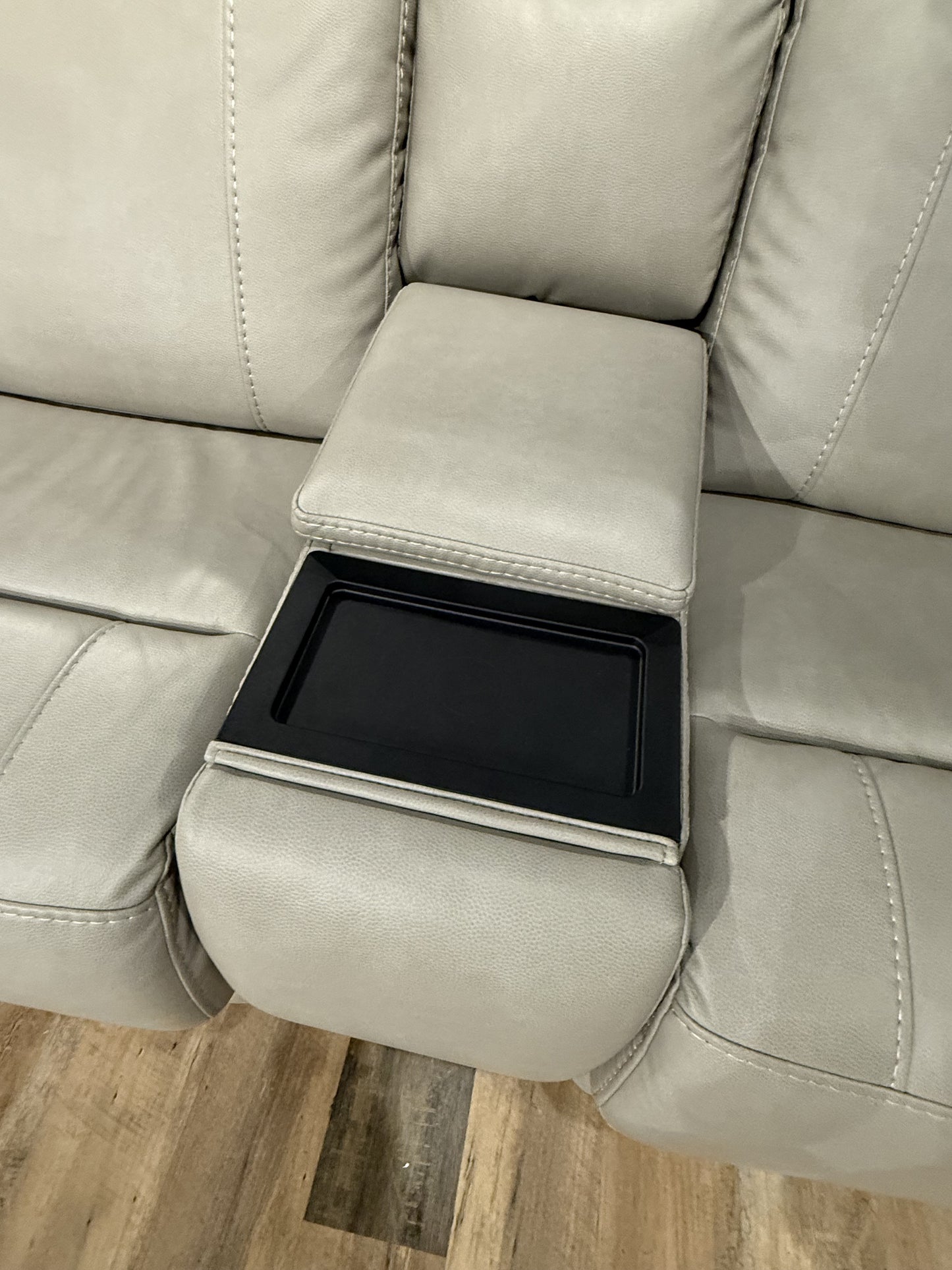 Capriccio Dove 6-Piece Power Reclining Sectional w/ Heat & Massage