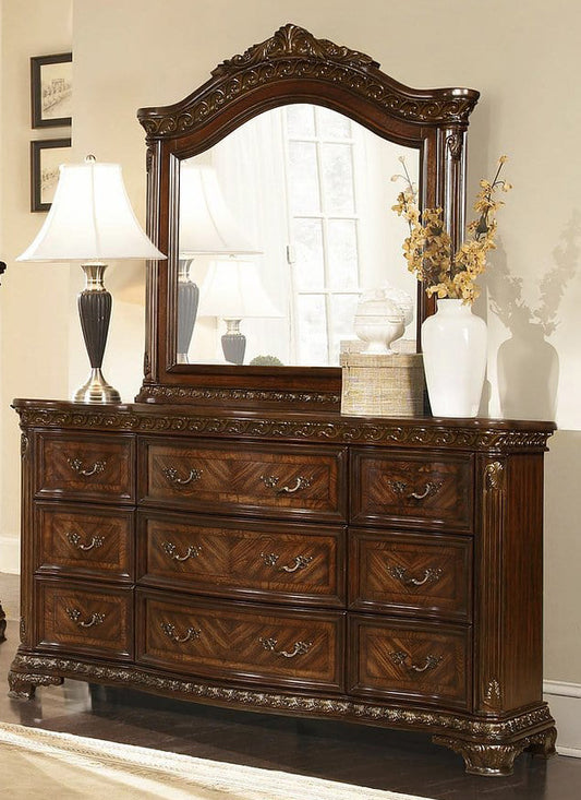 King Arthur 9-Drawer Dresser & Mirror